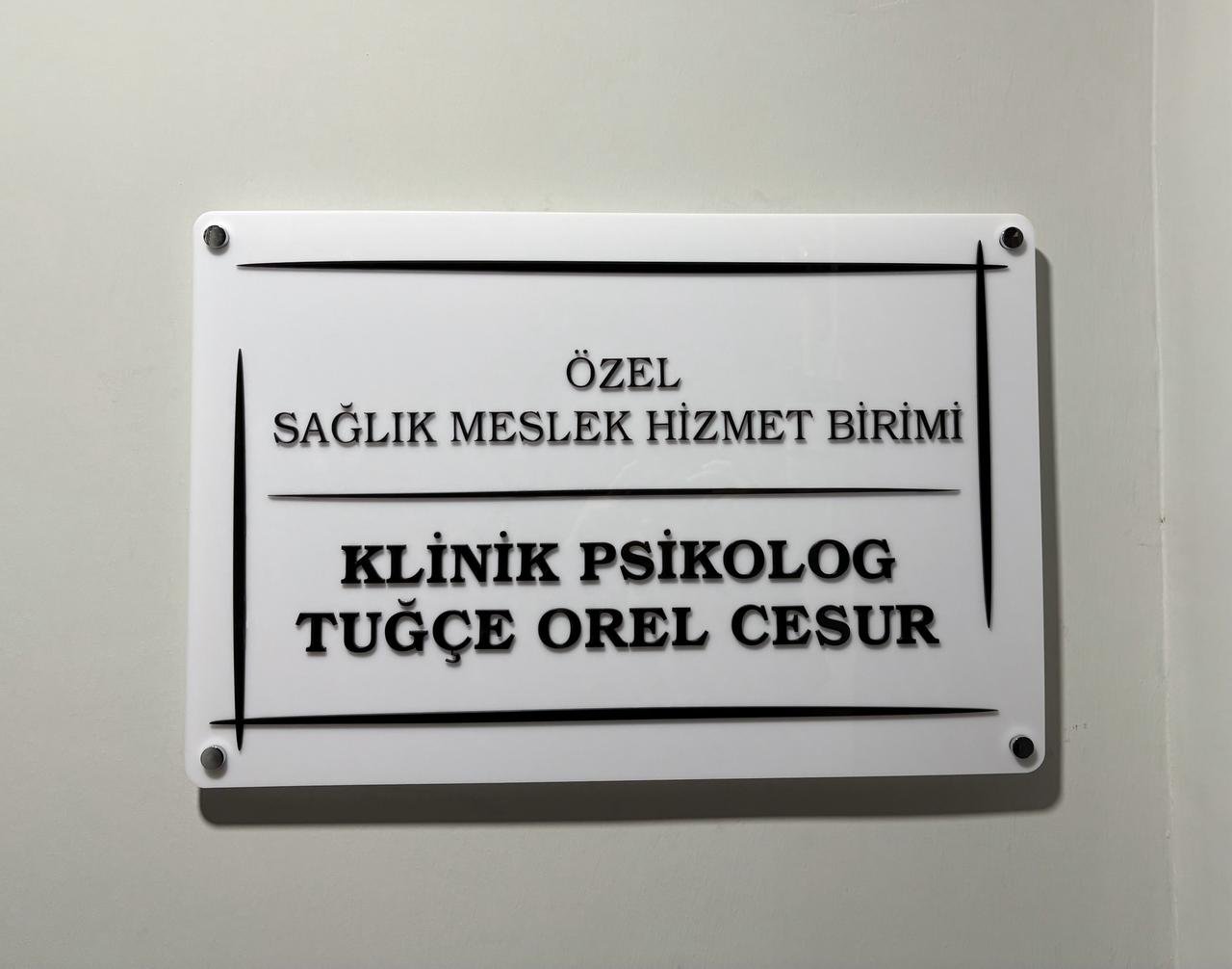 Muayenehane kapı tabelası
